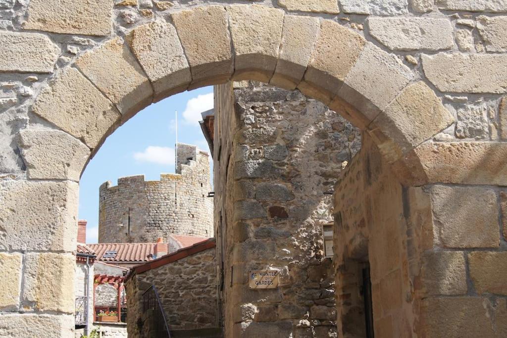Les Pierres Blondes Montpeyroux (Puy-de-Dome) Exterior foto